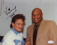 Vinny Pazienza "Paz" AUTOGRAPH Signed Boxing Champ Autographed 8x10 Photo ACOA