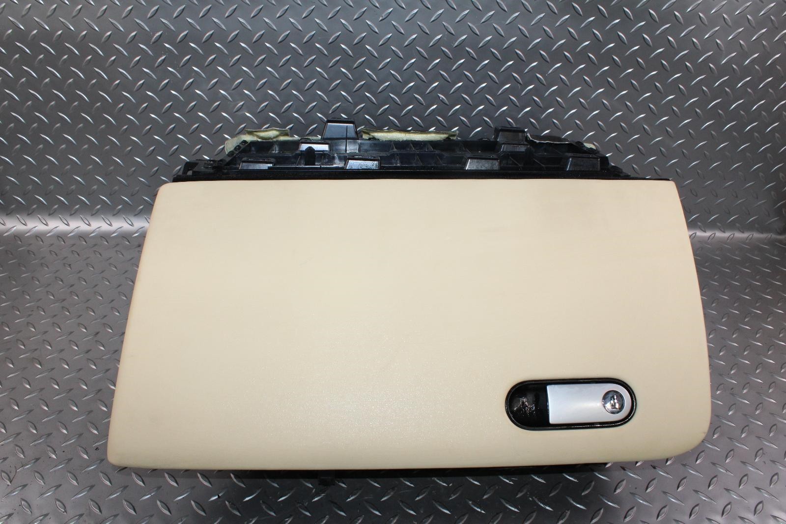Bentley Flying Spur 2013-2018 Glove box