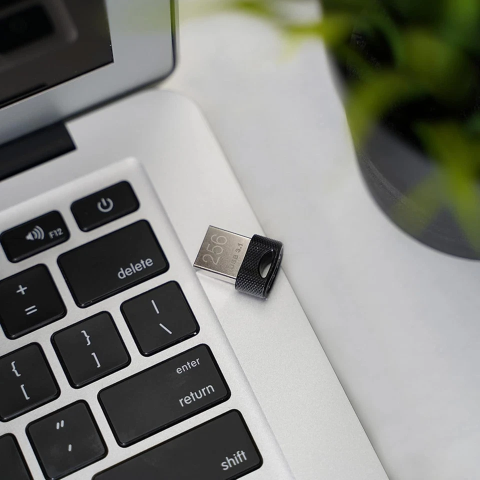 PNY 256GB Elite-X Fit USB 3.1 Flash Drive - 200MB/s Black,Gray  - Image 3 of 4