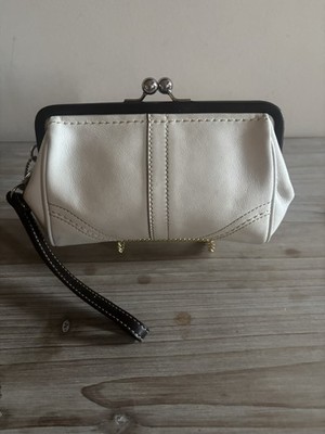 Coach Vintage Cream Leather Kisslock Wristlet Clutch