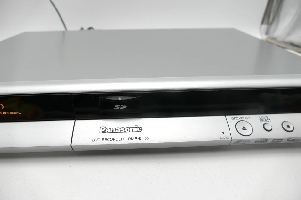 Panasonic DMR-EH55 Silber DVD Recorder 160 GB Festplatte - OHNE FB getestet - Bild 3 von 4