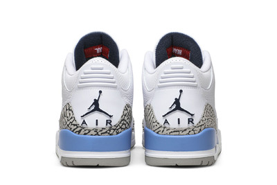 與 真司郎 専用NIKE Jordan3 Retro UNC 2020 ジョーダ Nike Air Jordan 3 Retro 