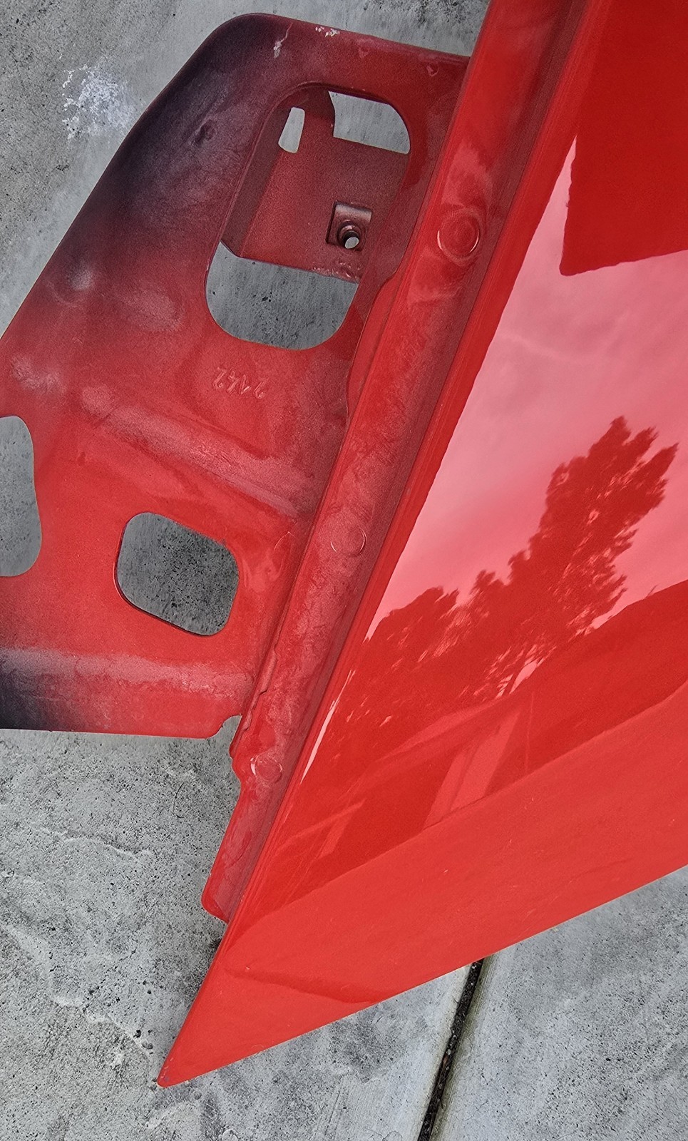 Ferrari SF90 OEM Left Front Fender  985830940 Red Mint