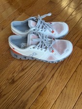 New On Cloud X 3 Women’s Running Walking Shoes. White/Ivory/Alloy. Size: 6.5 M