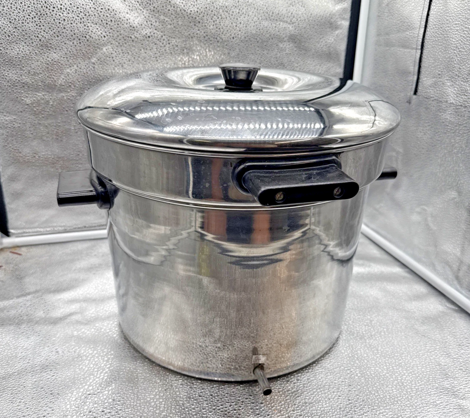 Stainless Steel Stove Top Steamer-Juicer Juice Extractor/Original Box
Opens in a new window or tab