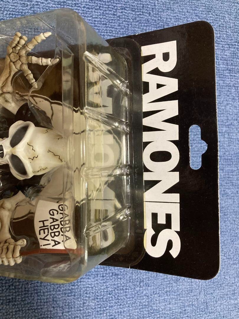 未開封　RAMONES フィギュア GABBA GABBA HEY 2025年最新】ramones フィギュアの人気アイテム - メルカリ