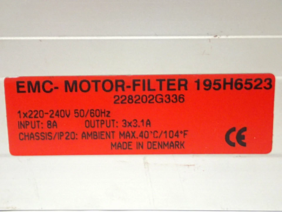 DANFOSS VLT TYPE 2010 VARIABLE SPEED DRIVE 195H3101 w/ EMC MOTOR FILTER 195H6523 - Image 4 of 4