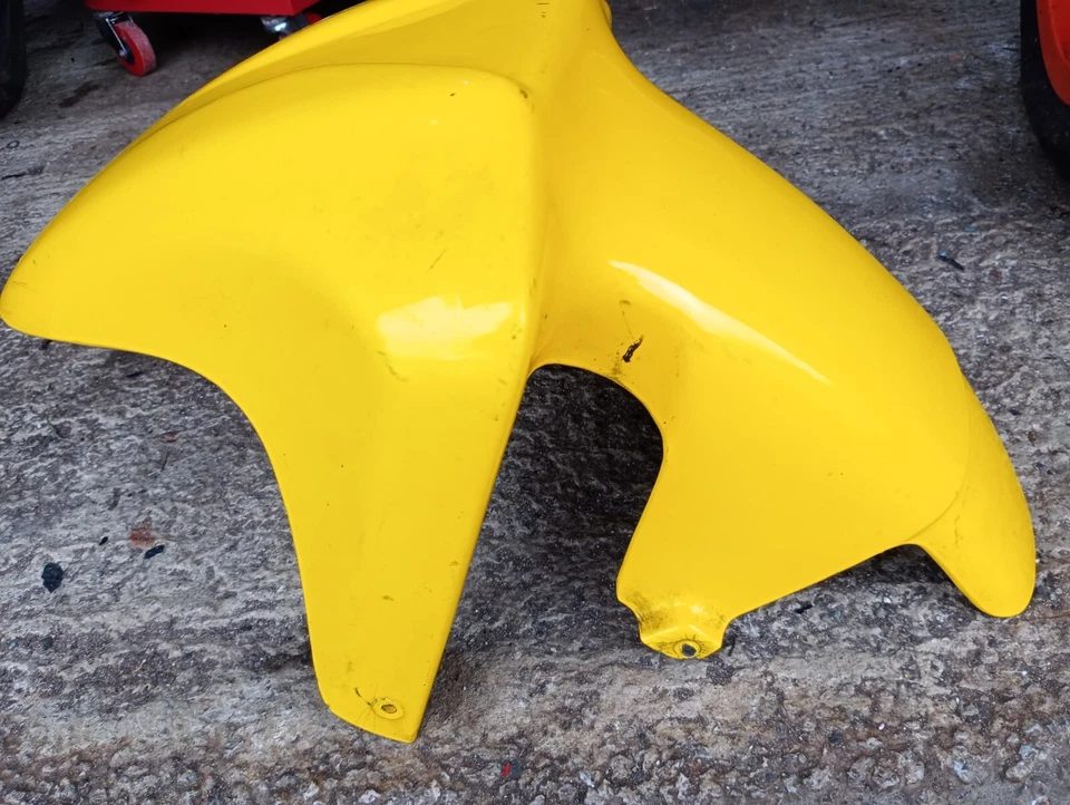 ZANE LAVERDA DIAMANTE 668 YELLOW FRONT MUDGUARD - Image 3 of 4