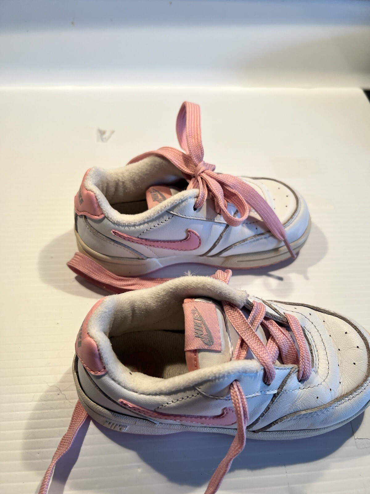 VINTAGE 2004 NIKE 040103 FC PINK CHILD SIZE 9C image 2