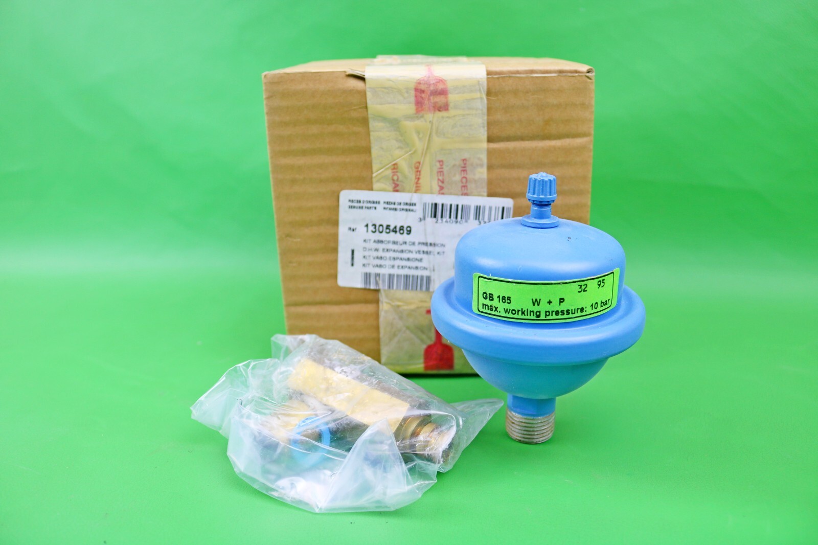 Chaffoteaux Britony Combi DHW Expansion Vessel 61305469 (D630)