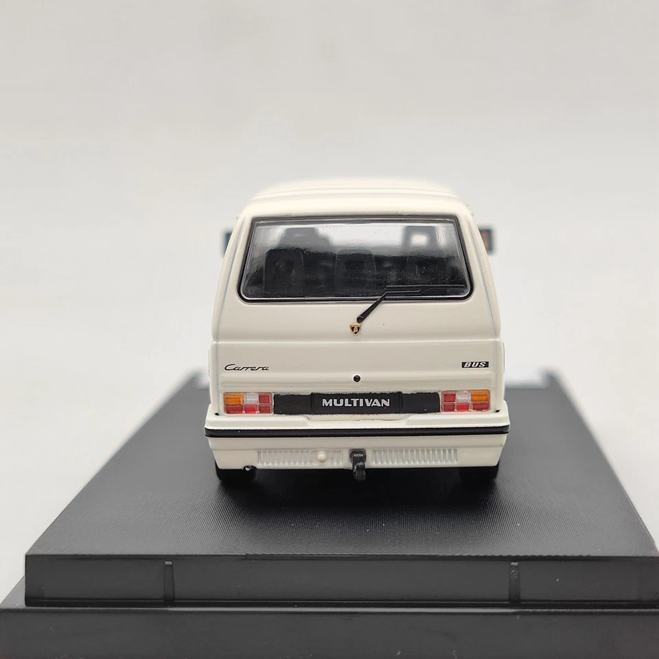 Nuevo Master 1:64 Porsche B32 VW T3 Multivan 1985 furgoneta modelo de coche fundido regalo blanco Foto 4 de 4