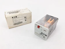 New Eaton D3RF2A Relay DPDT Octal Full Feature 120VAC 3-4154-0003A