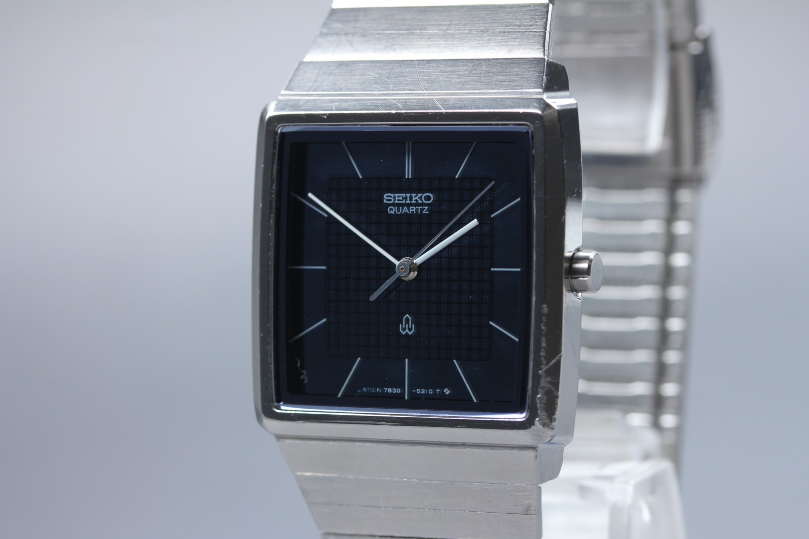 Vtg 1979 Seiko Emblem 7830-5180 Navy Blue Square Quartz Mens Watch From JAPAN image 4
