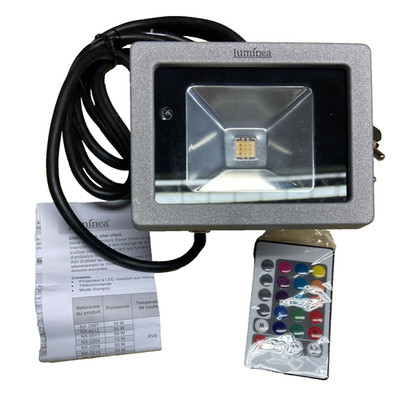 Luminea Wetterfester LED-Fluter im Metallgehäuse 10W IP65 RBG Nr. 80