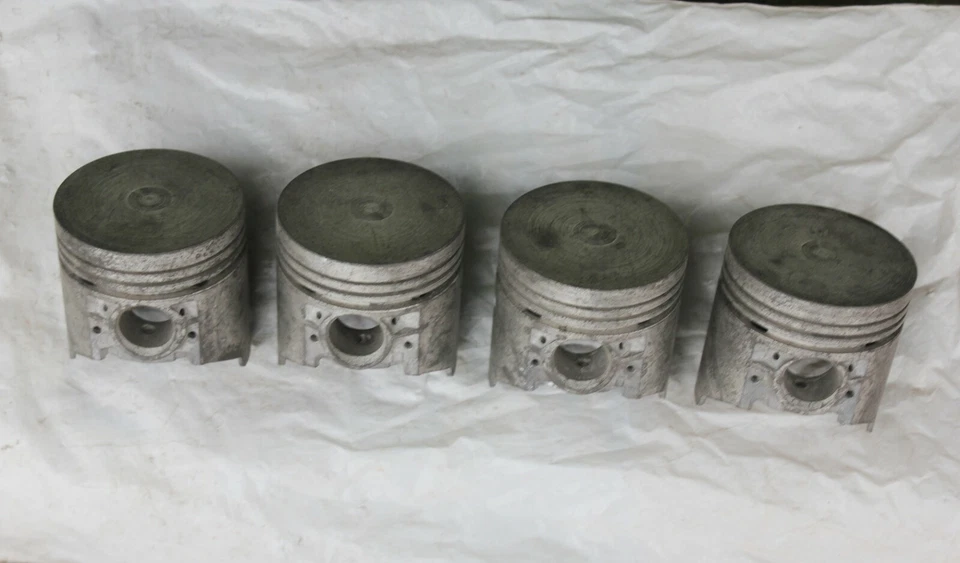 GENUINE ORIGINAL LADA VAZ ENGINE PISTON 76,2 SET 4PCS USSR NOS 2101 1004015 NEW  - Image 2 of 4
