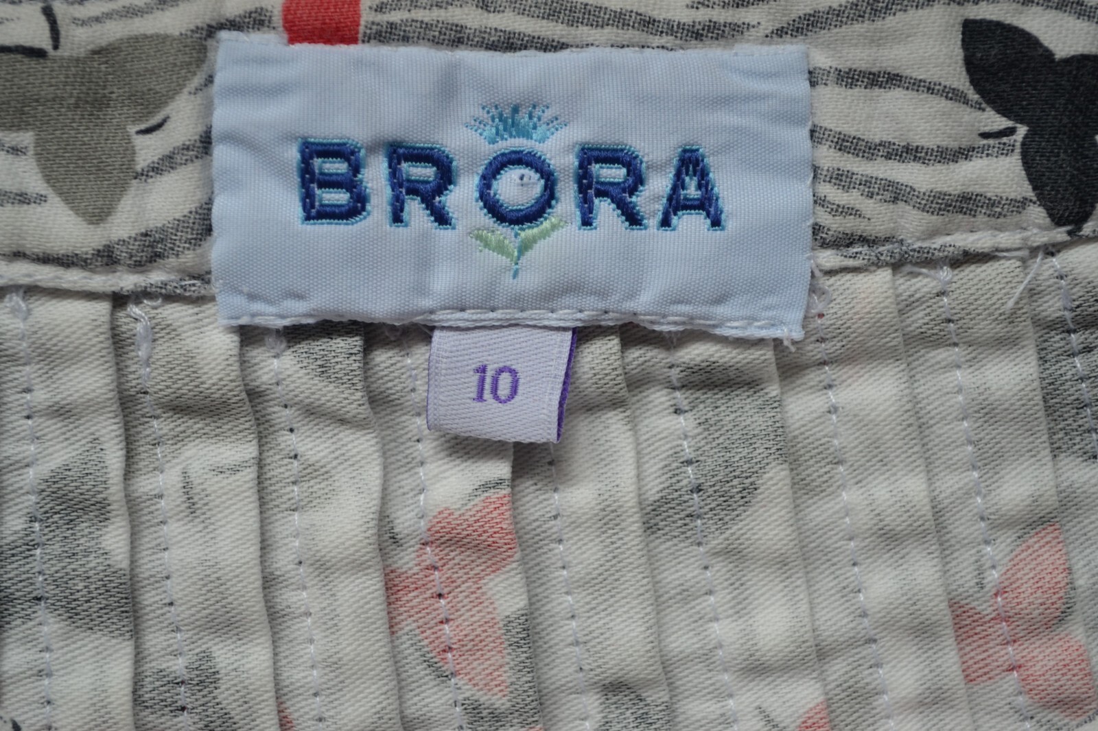 BRORA SKIRT PRINTED COTTON ALINE PLEATS GRAY BLACK RED US SIZE 6 / 8