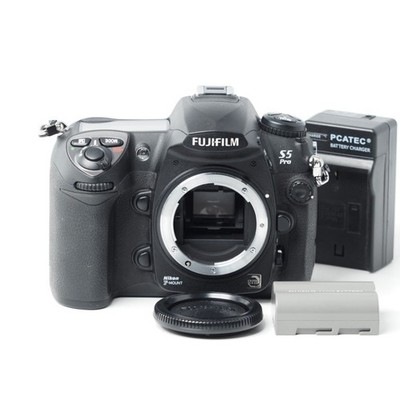 Fujifilm FinePix S5 Pro body 12.3MP DSLR Camera [Excellent] US Stock