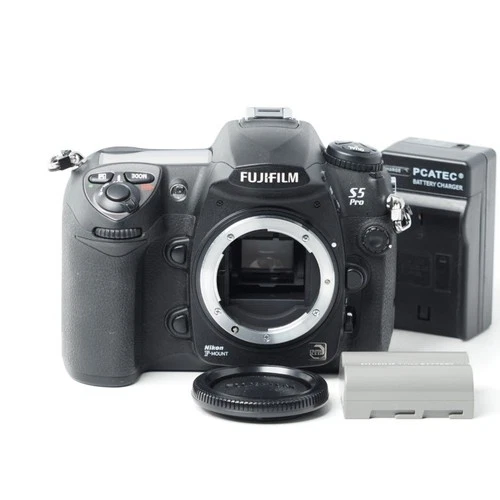 Fujifilm FinePix S5 Pro body 12.3MP DSLR Camera [Excellent] US Stock