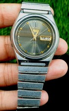 Vintage Of Seiko 5 Automatic Men 21 Jewels Watch Day Date 7009-5862 Japan Made
