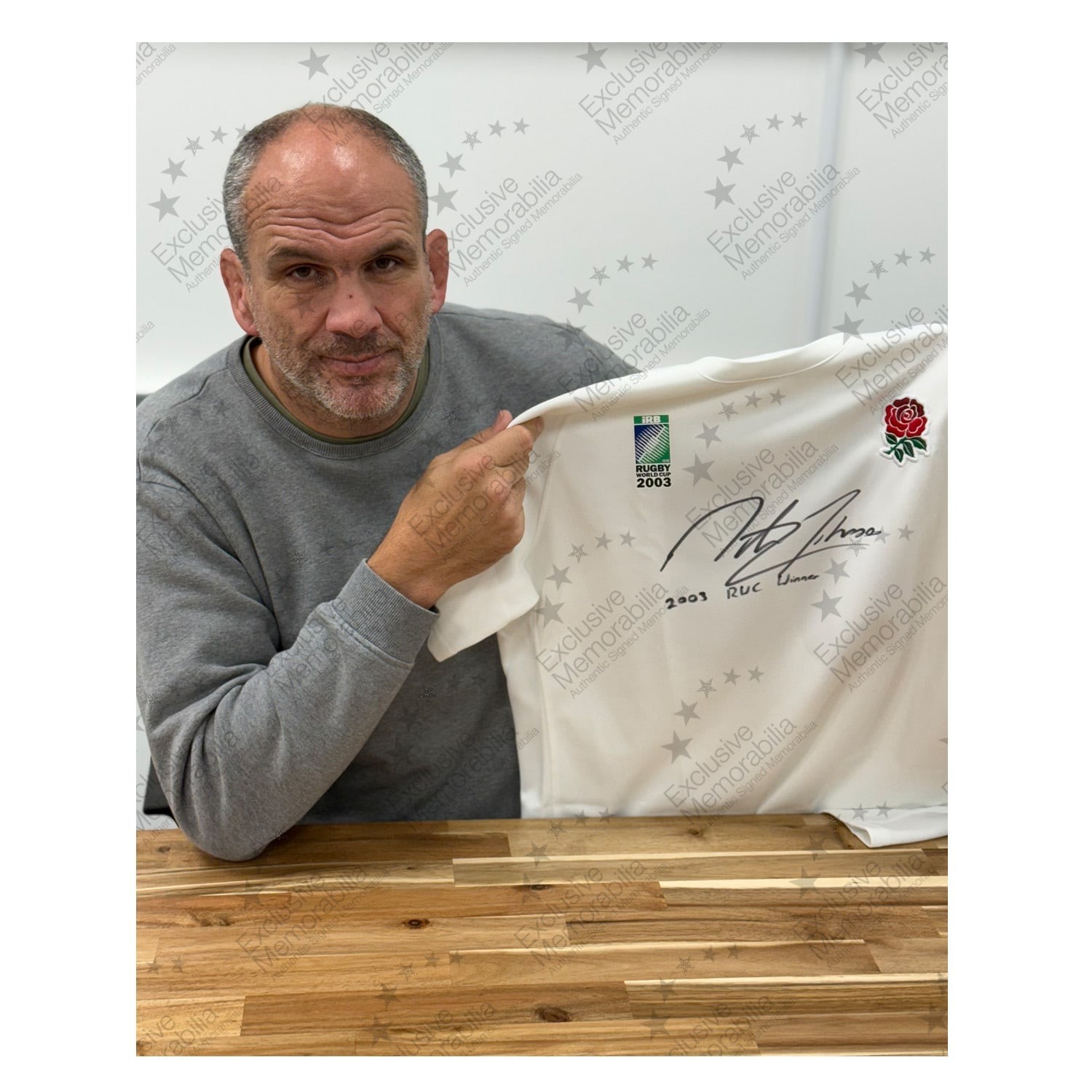 Martin Johnson Signed Commemorative England Rugby Shirt: Inscription. Icon Frame