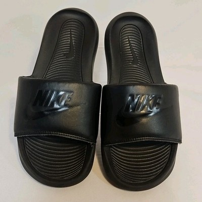 Nike Victori One Slide Sandals Men s Size 8 All Black with Black Logo