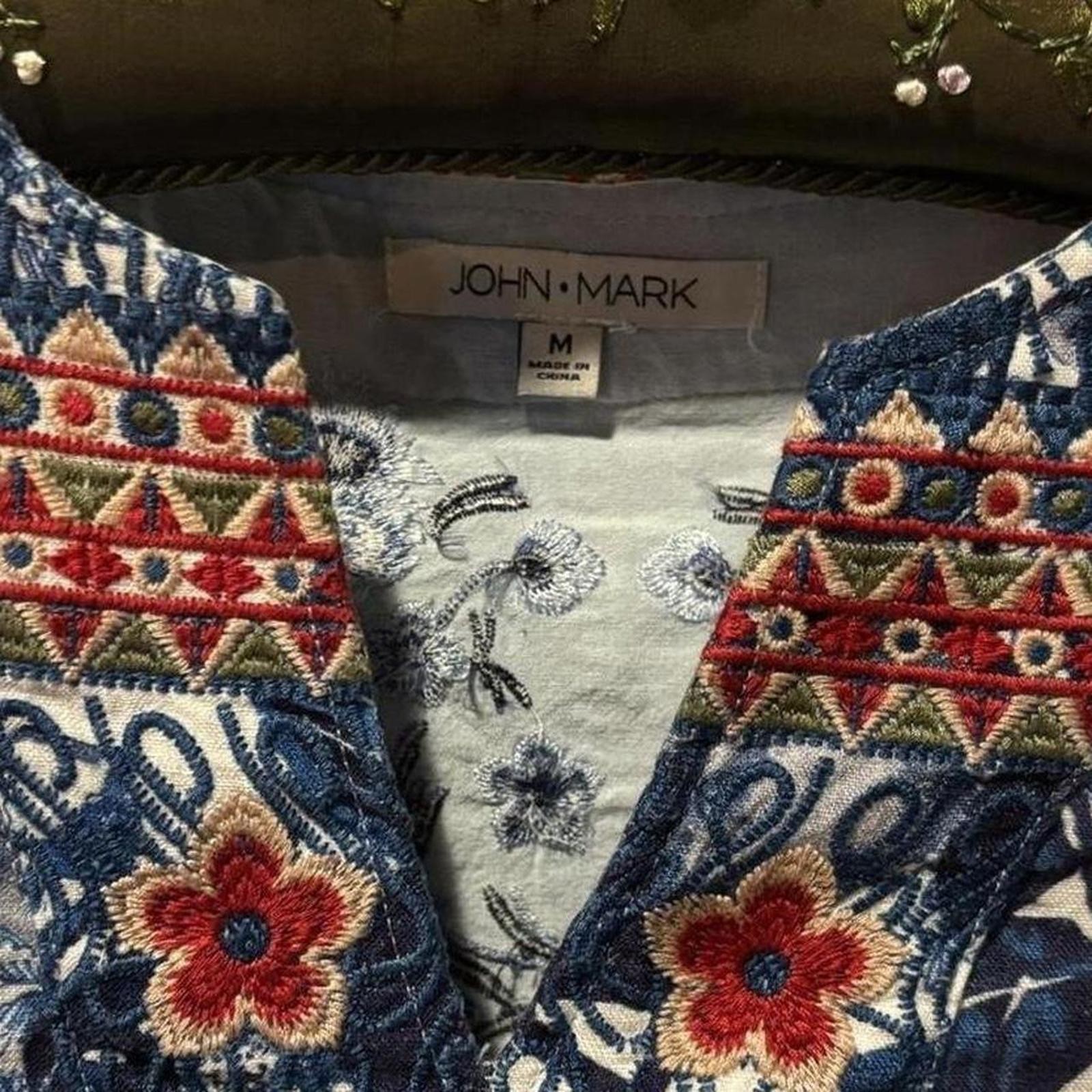 John Mark garden cottage patchwork embroidered la… - image 8