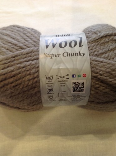 WENDY WITH 20% PURE WOOL SUPER CHUNKY KNITTING WOOL YARN 5X100g LATTE BEIGE 5201 - Picture 10 of 12