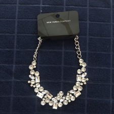 New york and company costume necklace new with tag