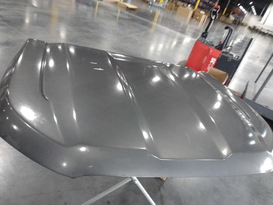 Capó usado se adapta a: Ford Ranger 2021 grado C Foto 2 de 4