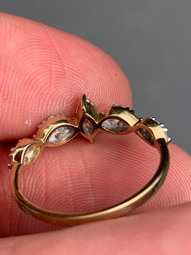 9ct gold diamond ring, marquise & round 9k 375 - Picture 6 of 7