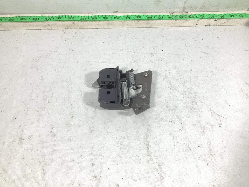 Оригинальная защелка крышки багажника / привод замка 7191212 для BMW 328i 320i F30 2012-2016 годов выпуска. - Изображение 2 из 4