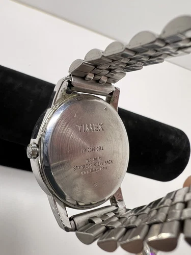 Timex CR2016 Cell WR30 Herrenuhr - Bild 4 von 4