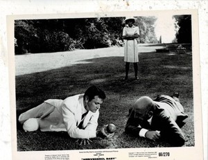 SUPER RARE!! 8X10 1950s ORIG TONY CURTIS GINA LOLLOBRIGIDA MOVIE SCENE PHOTO!!