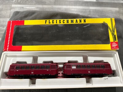 BOXED FLEISCHMANN 1372/2 4400 2 CAR DMU RAILBUS DB MAROON HO GAUGE LOCO