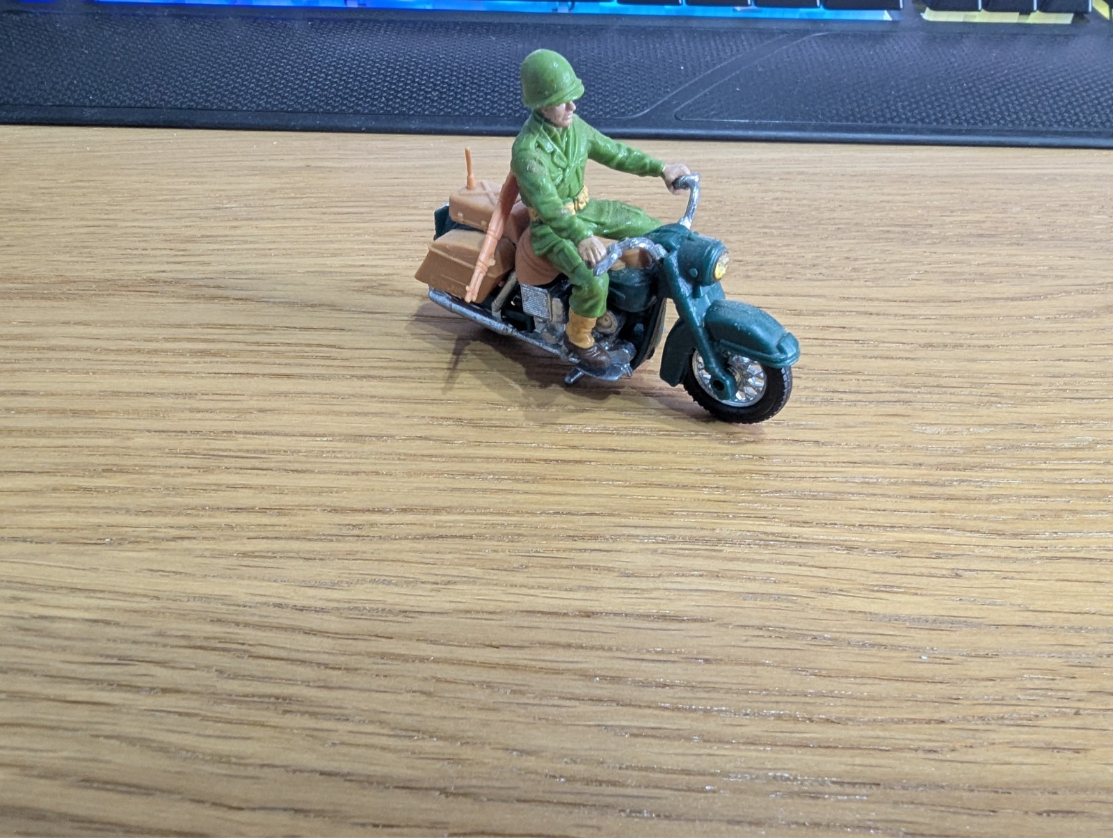 Picture 1 of 5