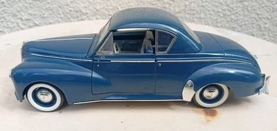 Solido 1/18 - Peugeot 203 Coupé Bleu de 1954 - ref : 8168 - Photo 1/4
