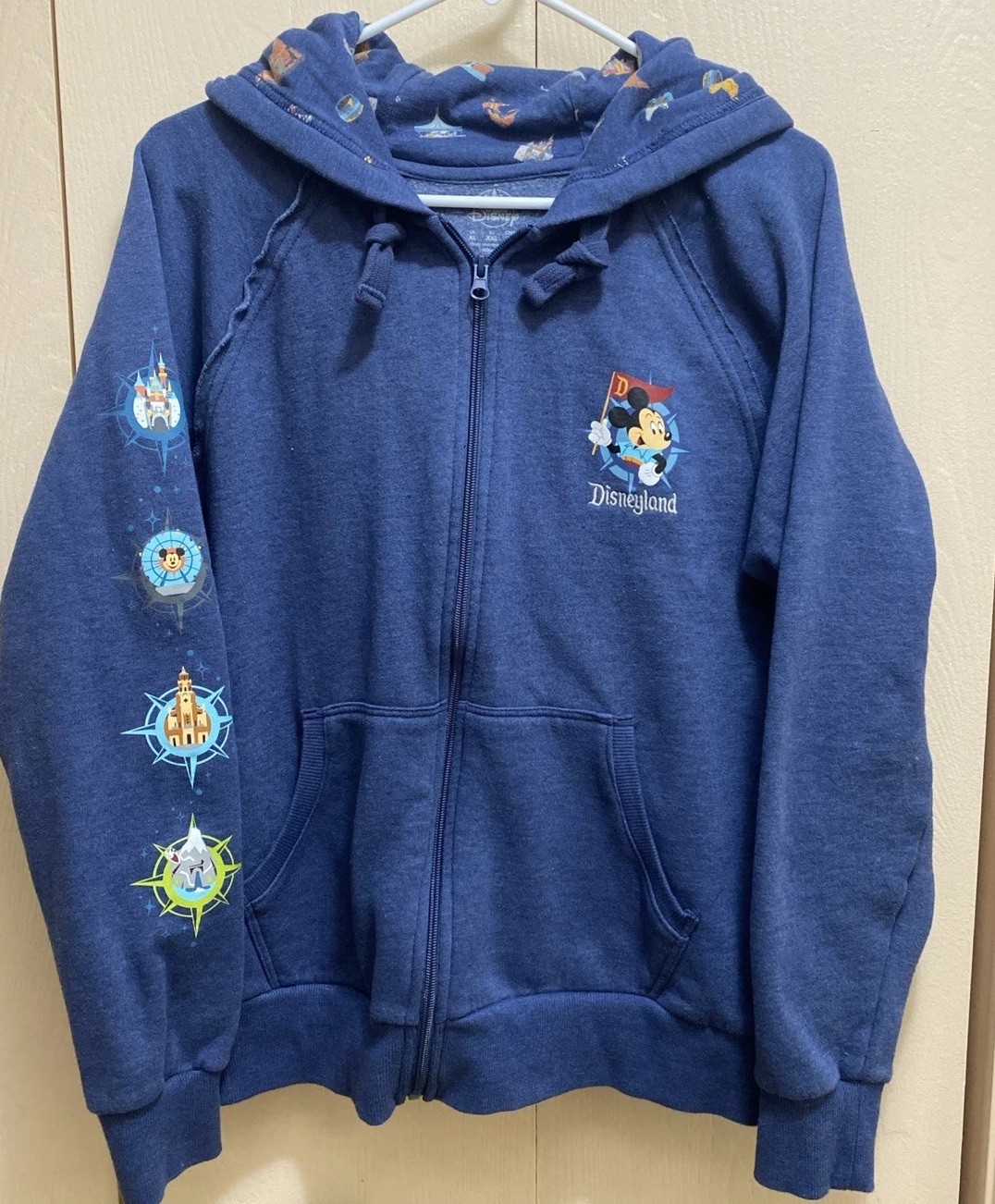 Walt Disney World Map Hoodie XL Blue Full Zip Sweatshirt with Double-Sided Graphic