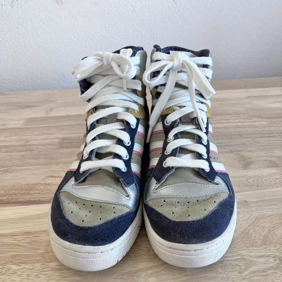 Adidas high cheap tops size 6