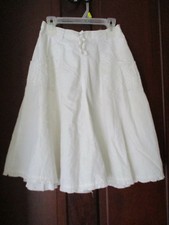 Size L 10-12 Girl's White Eyelet Knee Length Skirt