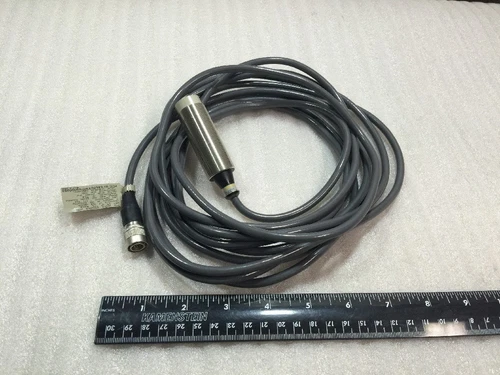 Omron  READ WRITE HEAD SENSOR, V600-H51, V600H51, NNB, Shipsameday #1209L