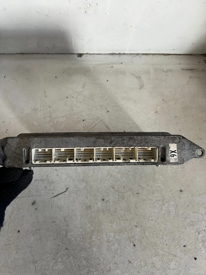 MÓDULO DE CONTROL DEL MOTOR ECU 89661-2A231 SE ADAPTA A TOYOTA MARK X Foto 4 de 4