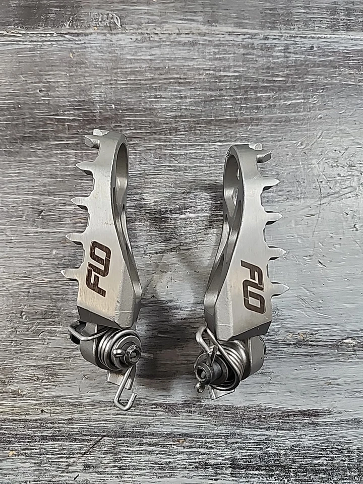 Clavijas de pie de acero inoxidable FLO para Kawasaki KX250 2023 SS-792 Foto 2 de 4