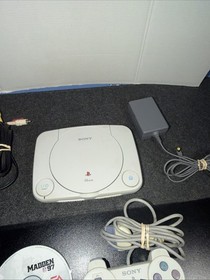 Sony PS One SCPH-101 PS1 PlayStation 1 Console 1 Controller 9 Games Cords Tested
