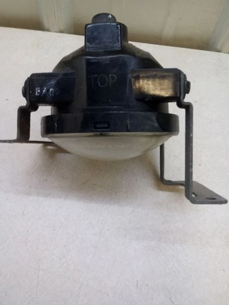 Luz antiniebla Hyundai Tucson 2005 2006 2007 2008 2009 (derecha/pasajero) OEM USADO TES Foto 2 de 4