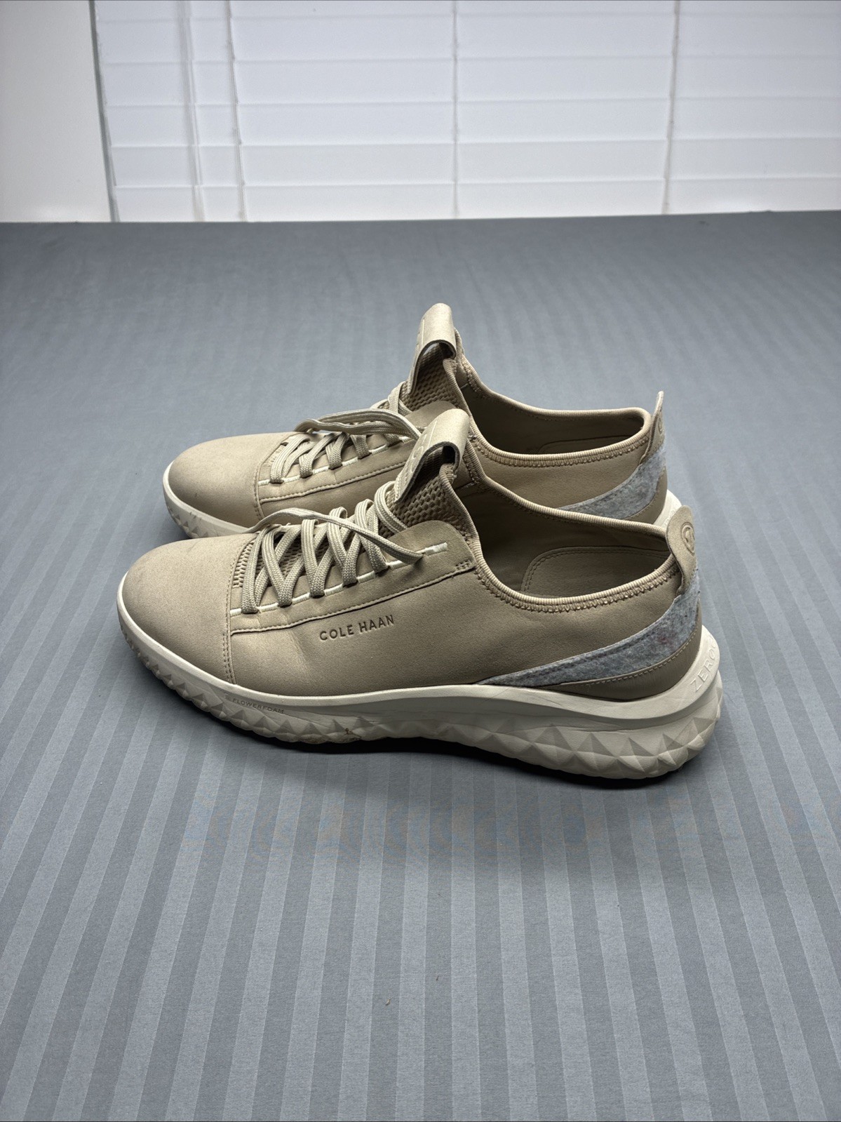 Cole Haan Mens Zerogrand Overtake Runner Shoes Size 11M Beige Tan Flowerfoam Low