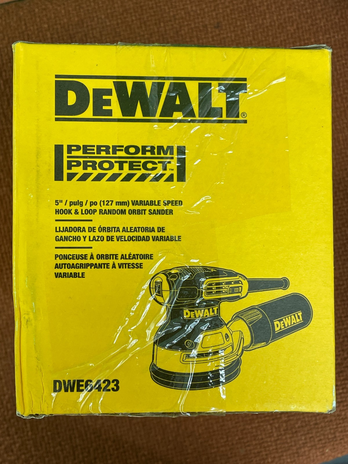 DeWalt DWE6423 5" Variable Speed Random Orbit Sander NEW