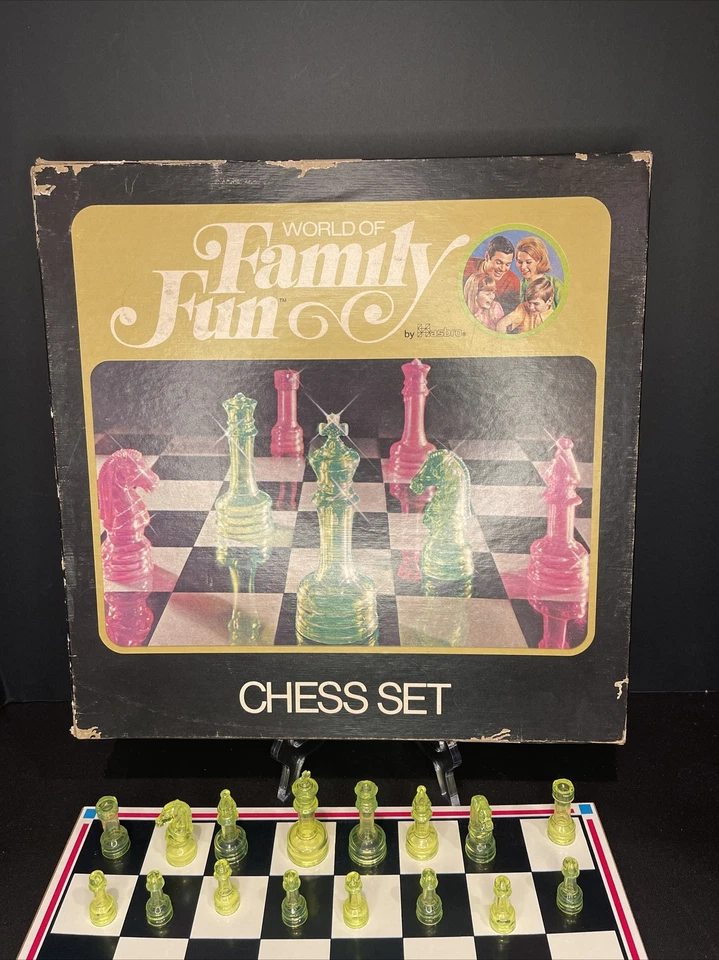 1971 Hasbro Chess Set With Board & Box Photos - Complete - Image 2 of 4