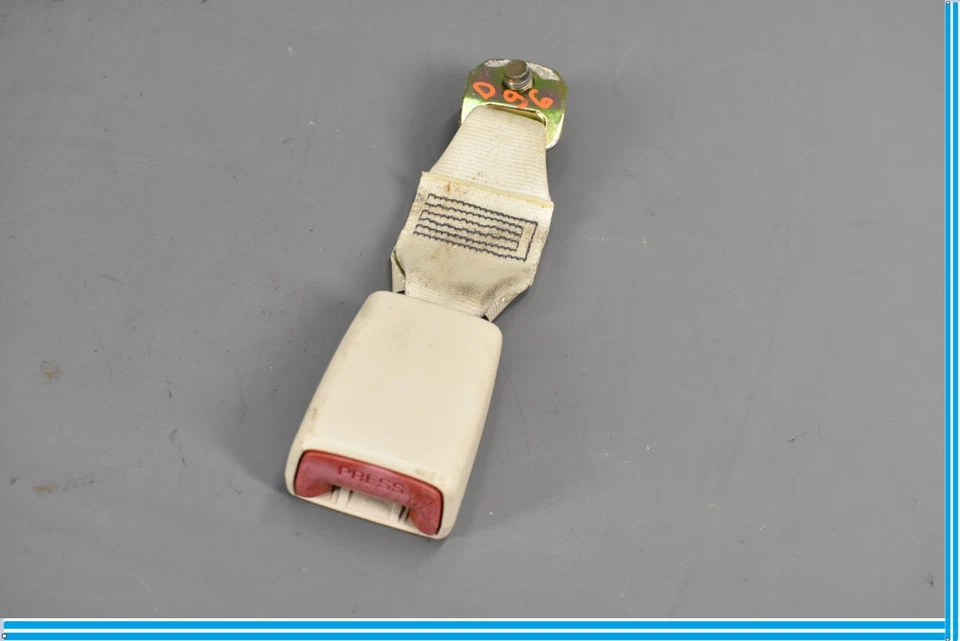 02-10 Lexus SC430 Cinturón de seguridad trasero izquierdo lado del conductor Hebilla OEM Foto 3 de 4