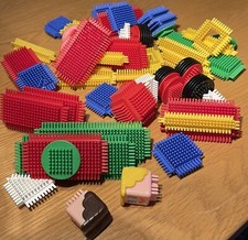 Tasche mit Stickle Bricks Spielschule Vintage Spielzeug