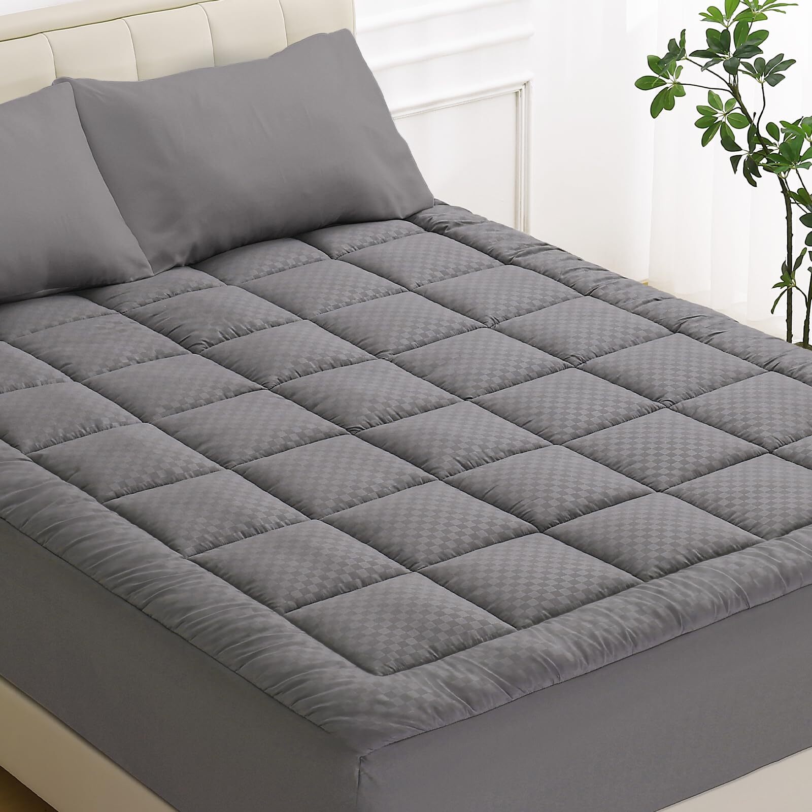 Queen Quilted Fitted Mattress Pad, Cooling Soft Mattress Topper, Elastic Fitt...
